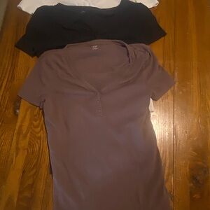 GAP Black and Purple Fitted Short Sleeve Tees